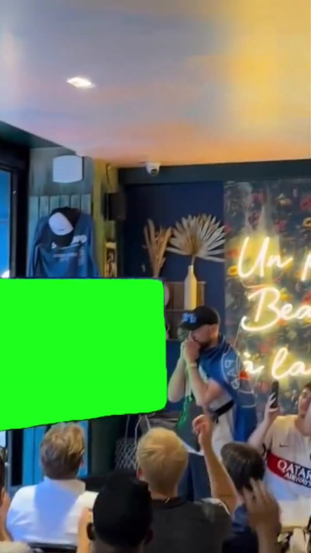 Crowd Cheering From TV green screen